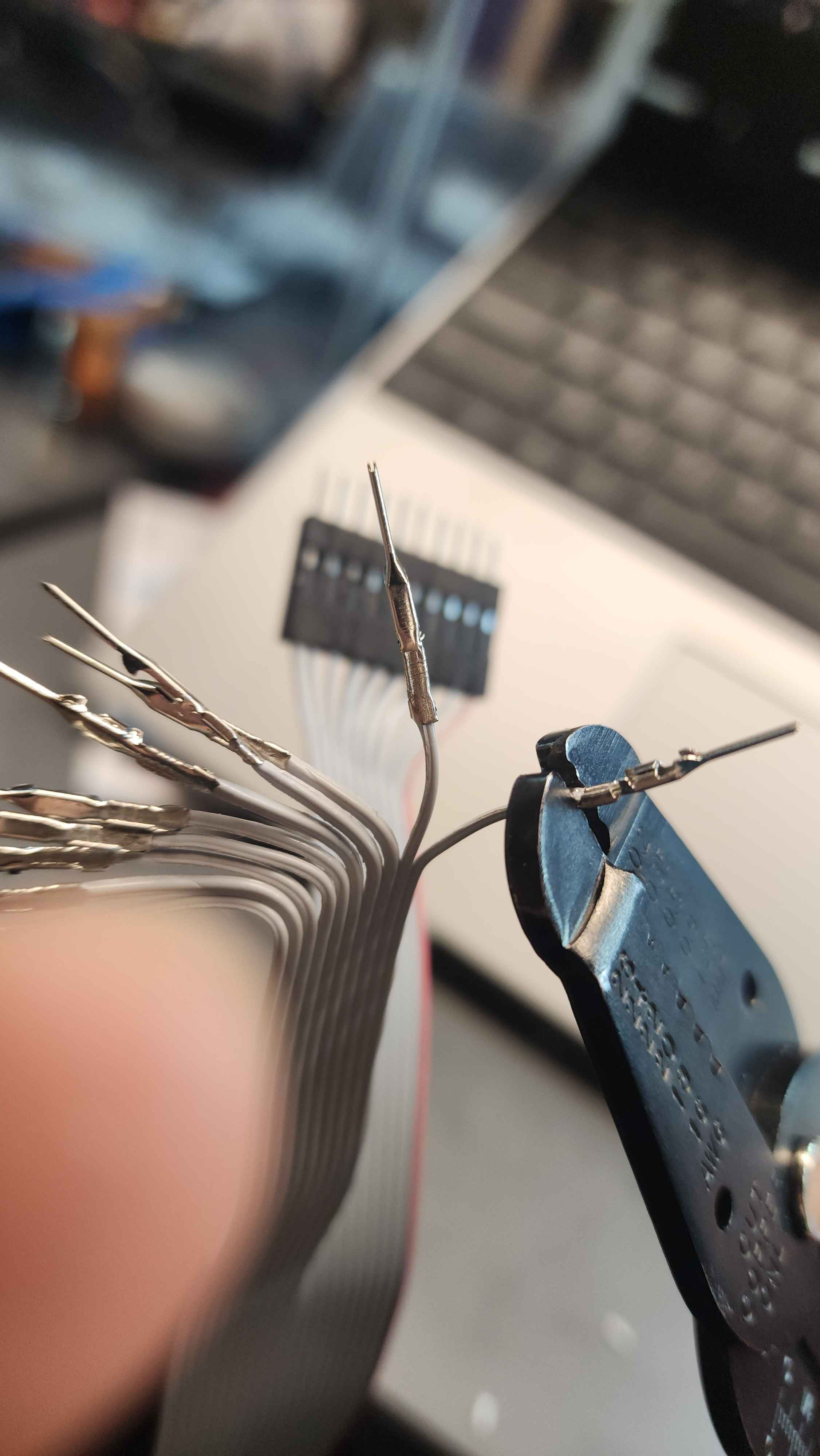 my technique for rounding out the wire holds